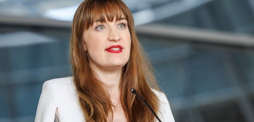 Heidi Reichinnek: Linke will Politikerin in Parlamentarisches Kontrollgremium entsenden