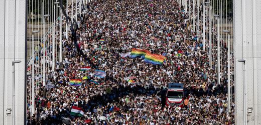 Budapest-Pride: Zehntausende trotzen Verbot bei Parade in Ungarn
