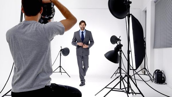 Digitale Passbilder gibt es bei diesen Velberter Fotostudios
