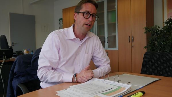 Steuerausfälle: Velberts Kämmerer verkündet Haushaltssperre