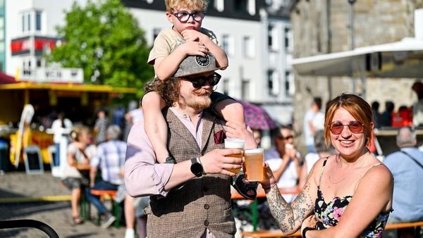 Velbert feiert Geburtstag: Mit Cocktails, Zirkus und Musik