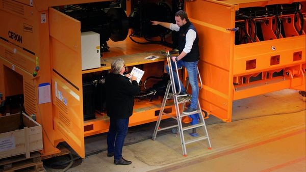 Von Langenberg in die Welt: Unternehmen aus Velbert wird 60