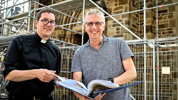 Gerüst statt Geläut: Was an der Kirche St. Suitbertus los ist