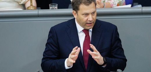 Investitionsbooster für die Konjunktur: Bundestag beschließt Steuerpaket