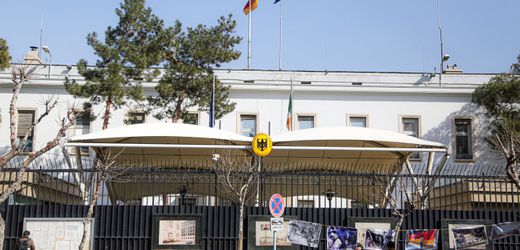 Iran: Deutschland bringt Botschaftspersonal in Sicherheit