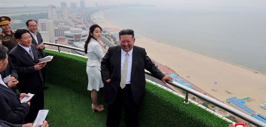 Nordkorea: Wie Kim Jong Un mit Spaßpropaganda von der Lage in seinem Land ablenkt