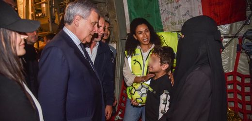 Israel-Gaza-Krieg: Adam Al-Najjars neun Geschwister sind tot, er wird nun in Italien behandelt