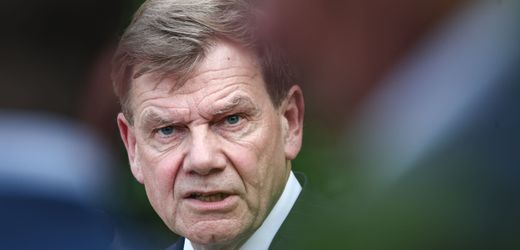 Johann Wadephul: Bundesaußenminister warnt Iran im Konflikt mit Israel