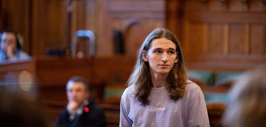 Ungarn: Maja T. bleibt in Haft wegen Vorwürfen der Gewalt gegen Rechtsextremisten