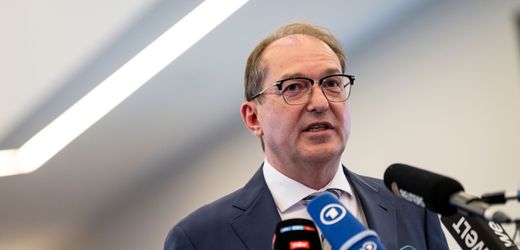 Urteil zu Migrationspolitik: Alexander Dobrindt hält an Zurückweisung von Asylsuchenden fest