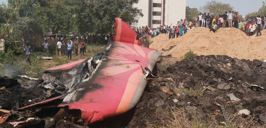 Boeing-Absturz in Indien: Ausgefahrenes Fahrwerk, eingefahrene Landeklappen