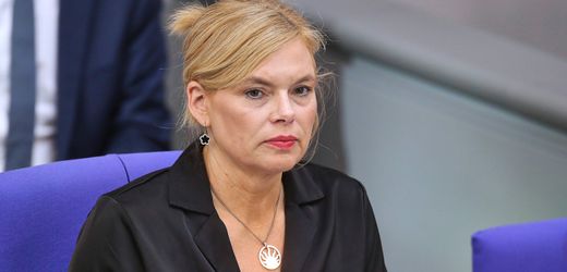 Bundestag: Julia Klöckner fordert Bundesregierung zu mehr Präsenz in Sitzungswochen auf