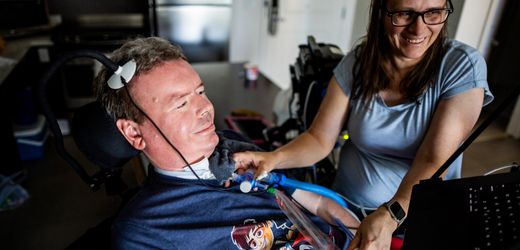 Neuralink und Grok: KI und Gehirnchip von Elon Musk gibt Gelähmtem wieder eine Stimme