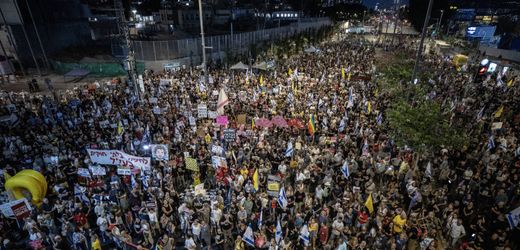 Israel-Gaza-Krieg: Tausende Menschen demonstrieren in Tel Aviv für Freilassung der Geiseln