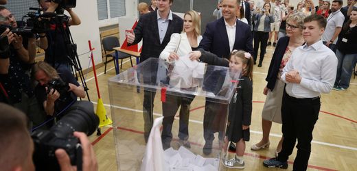 Polen: Der nationalkonservative Kandidat Karol Nawrocki gewinnt die Präsidentschaftswahl knapp