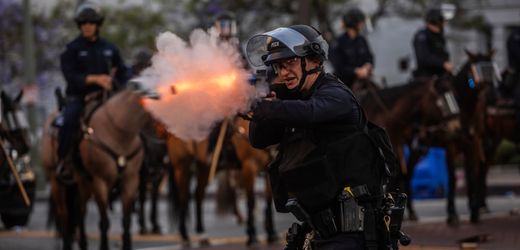 Los Angeles: AFP-Fotograf durch Gummigeschosse verletzt