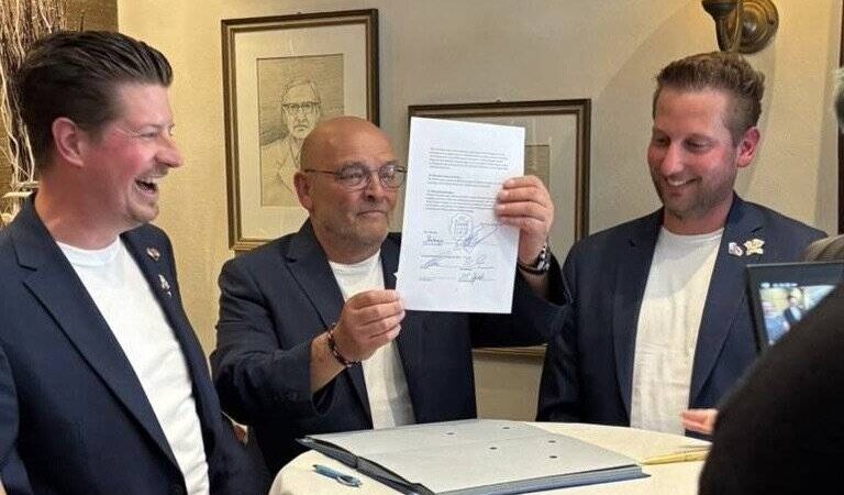 Queeres Prinzenpaar in Moers: „Wir sind zwei Menschen, sie sich lieben und einfach Lust zu feiern haben“