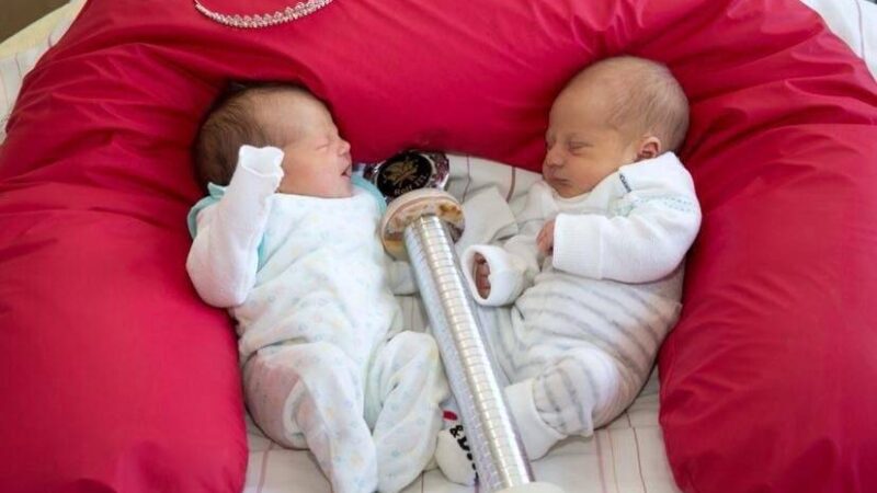 Kinderprinzenpaar der Blauen Funken in Neuss: Jeck seit der Geburt