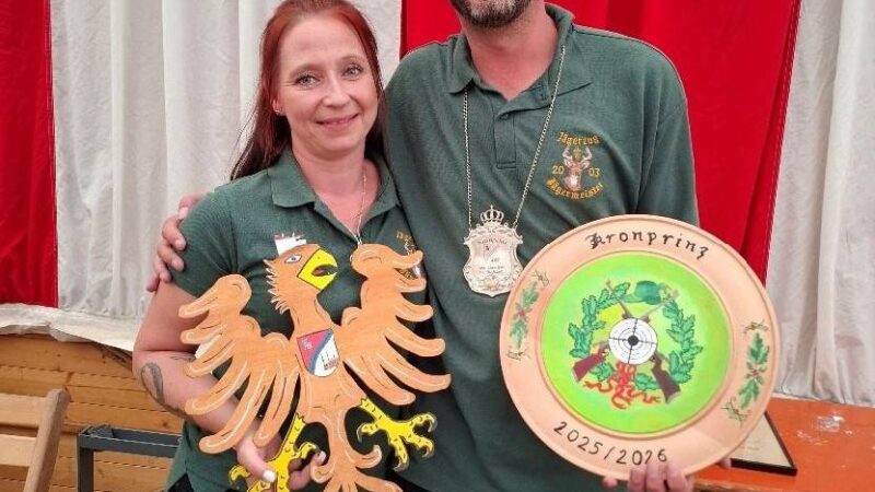 Brauchtum in Grevenbroich: Kevin Keutgen und Sarah König sind neues Kronprinzenpaar in der Südstadt