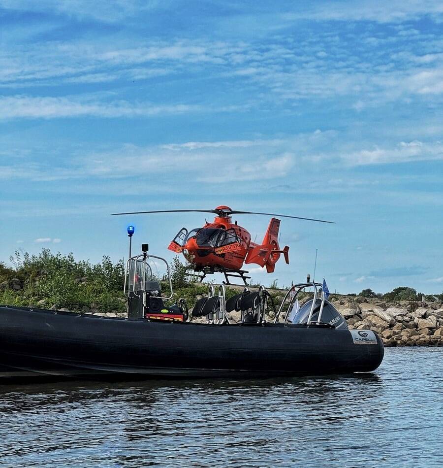 Erneut dramatischer Einsatz bei Neuss: Jetski-Fahrer rettet Schwimmer im Rhein das Leben