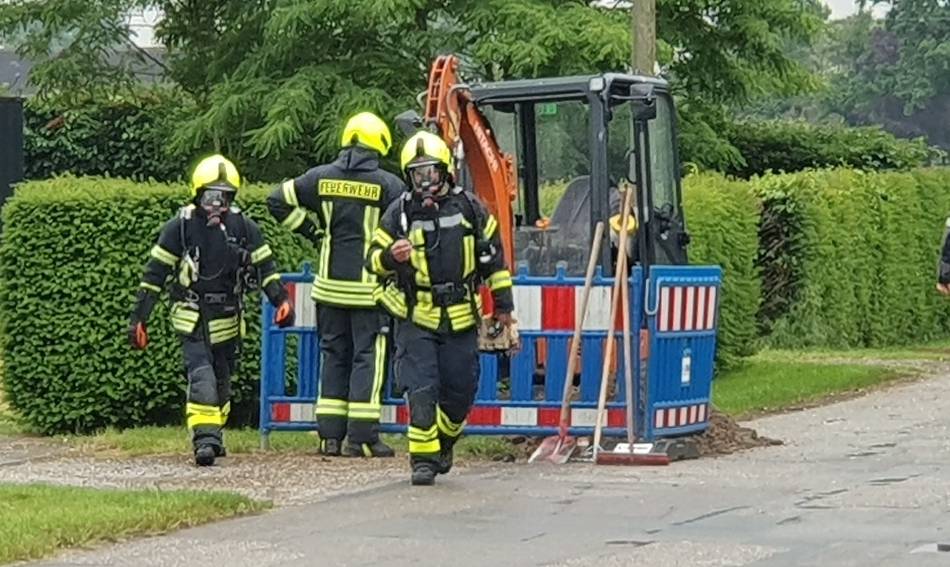 Rees : Bagger beschädigt Gasleitung – Problem ist gelöst