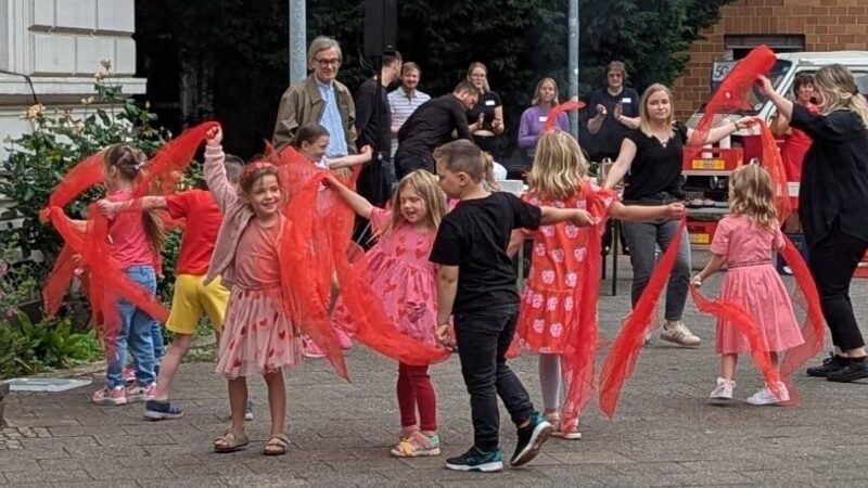 Ausstellungseröffnung in Viersen: Kinder werden zu Künstlern in der Galerie im Park