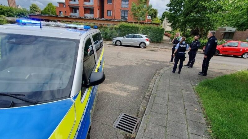 Rettungshubschrauber im Einsatz: 15-Jähriger in Goch bei Kollision mit Auto lebensgefährlich verletzt