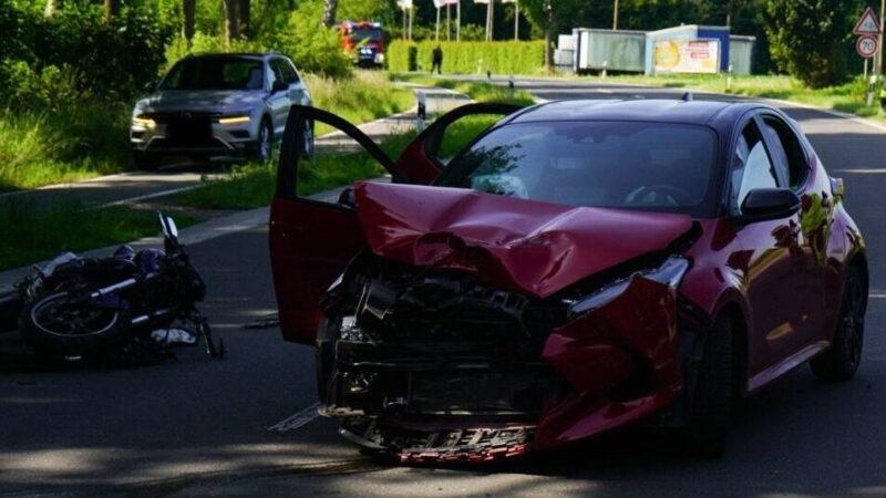 Vorfall in Schwalmtal: Motorradfahrer bei Unfall lebensgefährlich verletzt