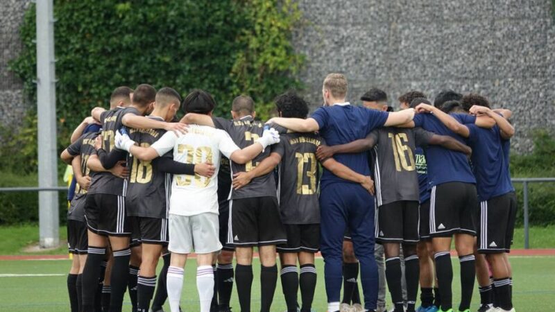 Fußball in Düsseldorf : Kein Platz zur Entfaltung