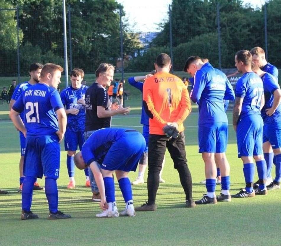Schelsen nach Schlusspfiff gerettet: DJK Hehn steigt dramatisch in der Nachspielzeit ab