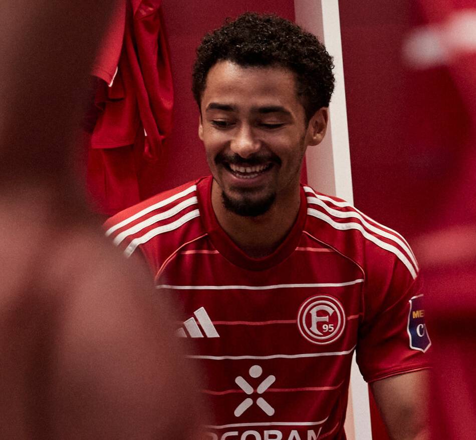 Frisch, aber traditionsbewusst: Das ist das neue Heimtrikot von Fortuna
