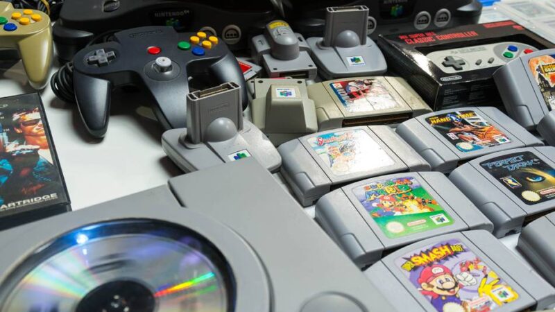Computerspielbörse in der Kulturfabrik in Krefeld: Nostalgischer Spielspaß bei der Retro-Gamescon