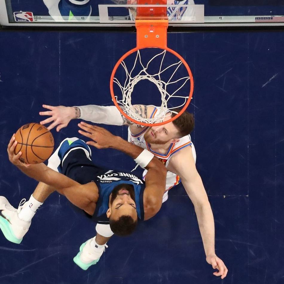 Sportliche Spannung: Der Fußball blickt neidisch auf die NBA