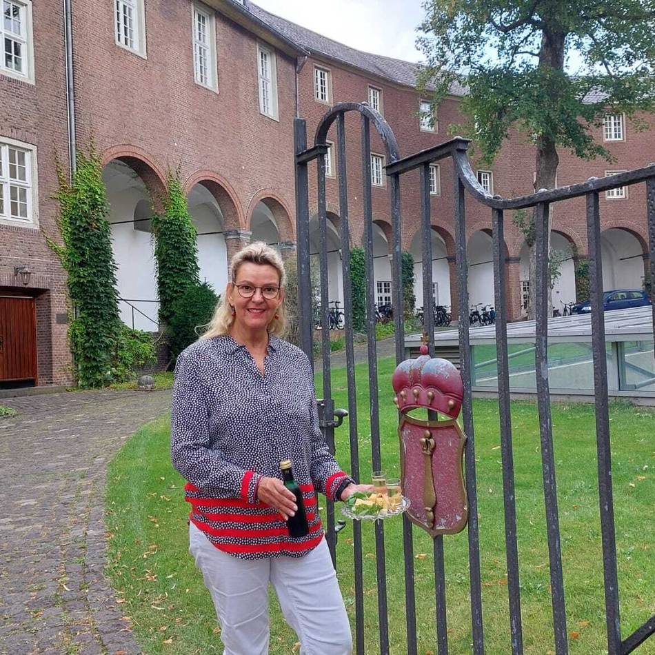 Stadtführung in Kleve: Rundgang zur Käseherstellung und Weinanbau