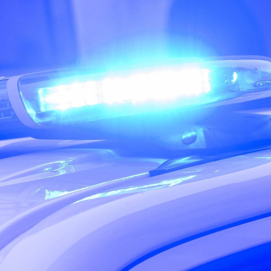 Vorfall in Süchteln: Autofahrer fährt Schlangenlinien und baut Unfall