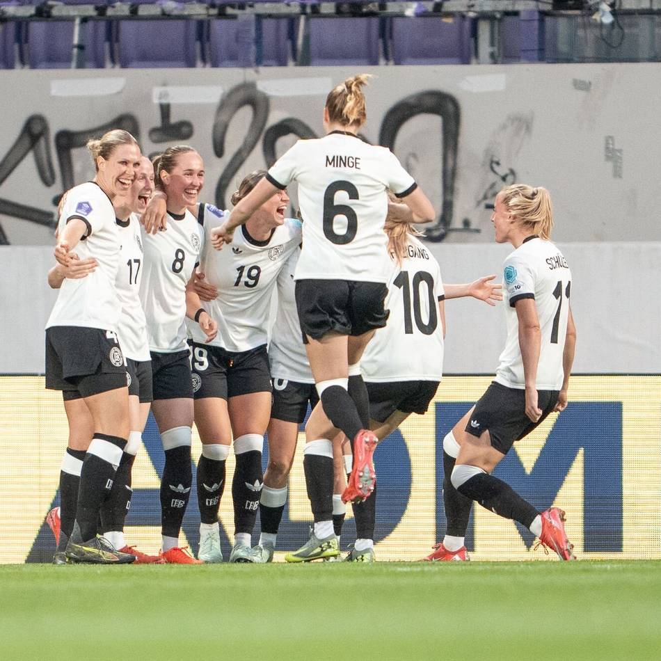 Vor dem Turnier in der Schweiz: DFB-Frauen fertigen Österreich in der EM-Generalprobe ab