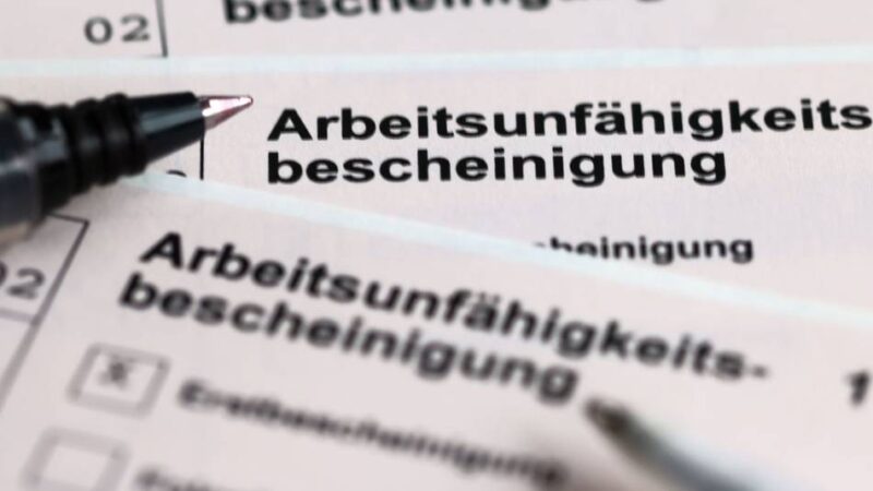 AOK wertet Zahlen zum Krankenstand 2024 aus: Chronisch oder psychisch – Wie arbeitsunfähig ist Mönchengladbach?
