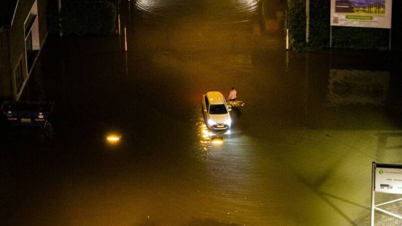 Unwetter über NRW hinweggezogen: „Wir haben in Krefeld Land unter“
