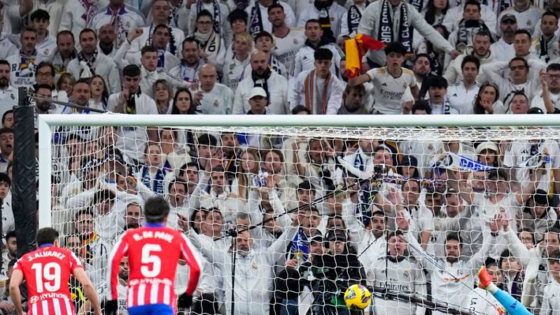 Fußball: Regelhüter ändern Elfmeter-Vorschrift bei Doppelberührung