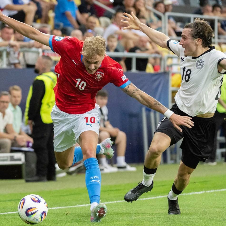 Zwei Assists und ein Debüt: Borussias U21-EM-Fahrer stehen vorzeitig im Viertelfinale