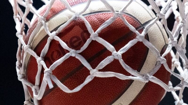 NRW3x3Tour: Streetbasketball vor der Gesamtschule in Velbert