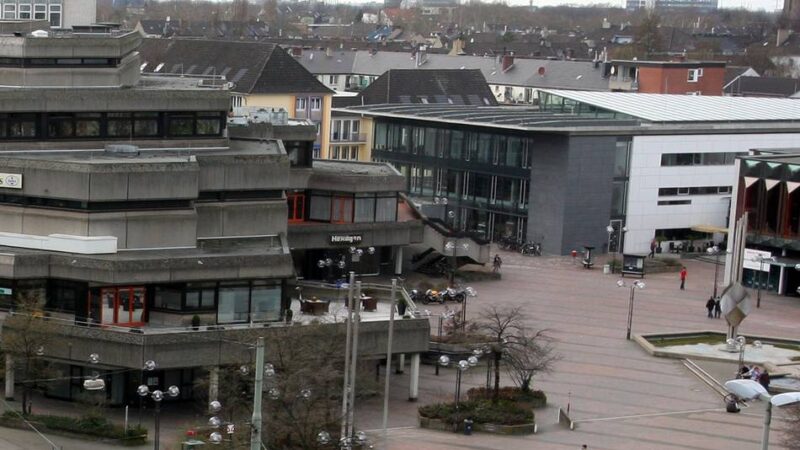 Wende bei Großprojekt in Krefeld: Oberbürgermeister setzt Wettbewerb zum Theaterplatz aus