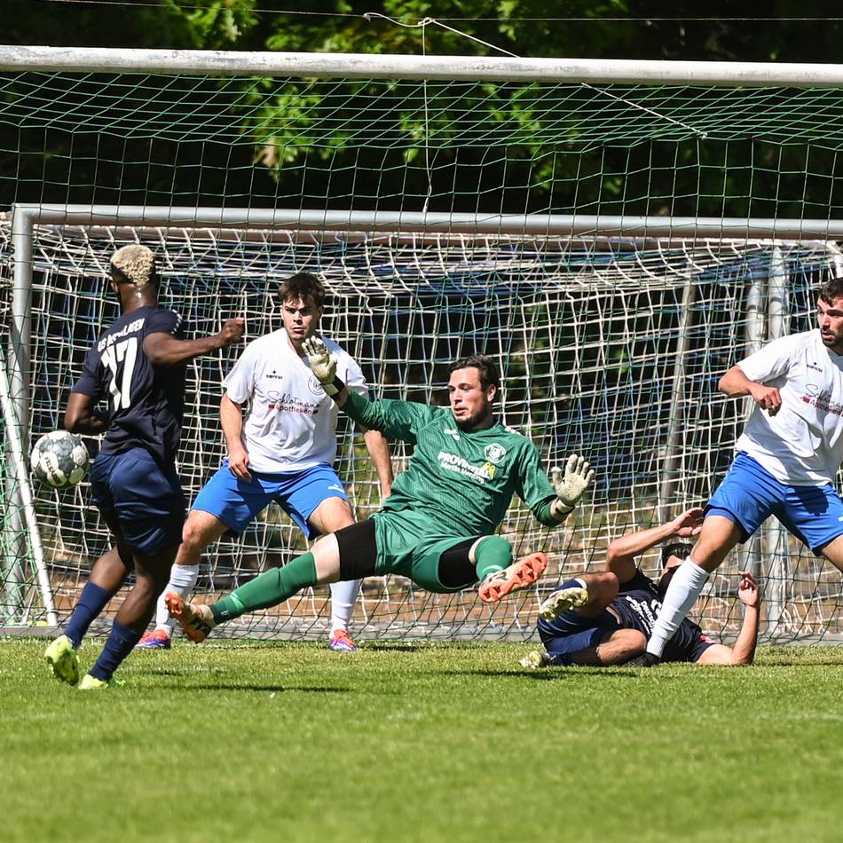 Trotz Sieg nicht gerettet: Die Fußball-Saison geht für Alemannia Pfalzdorf in die Verlängerung