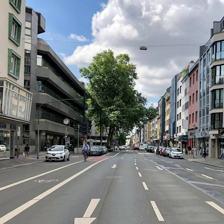 Klima in Düsseldorf: Hoher Versiegelungsgrad, viel Verkehr und Hitze – Maßnahmen zur Klimaanpassungen sollen für Friedrichstadt erarbeitet werden