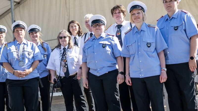 Brauchtum in Düsseldorf: Wittlaerer Schützinnen feiern Jubiläum – „schon als kleines Mädchen wollte ich in die Bruderschaft“