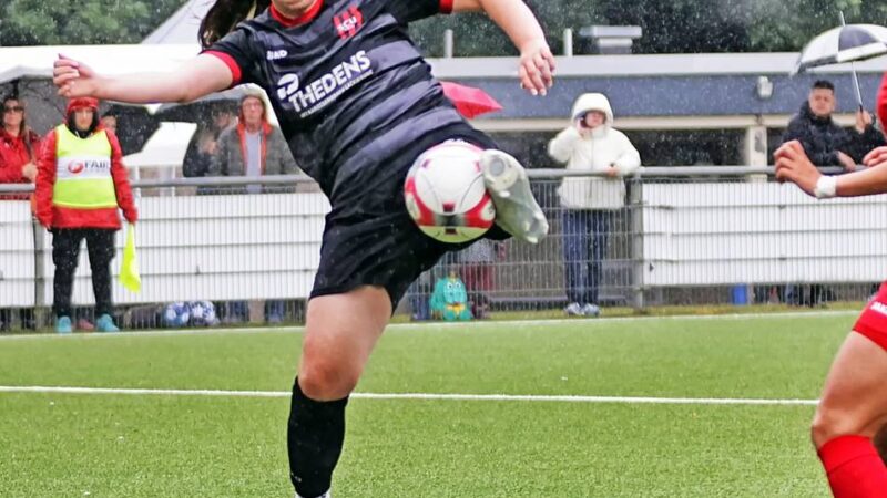 Kampf um die Torjägerkrone: Lisa Freese ist treffsicherer als Harry Kane