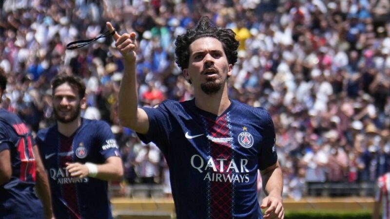 Fußball: PSG dominiert auch bei Club-WM: „Sehr heiß da draußen“