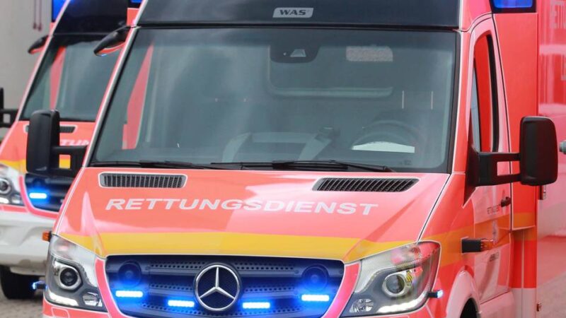 Streit mit Krankenkassen zu Kostenübernahme: Rettungsdienst Leverkusen: Finanzierungslücke von zehn Mio. Euro droht
