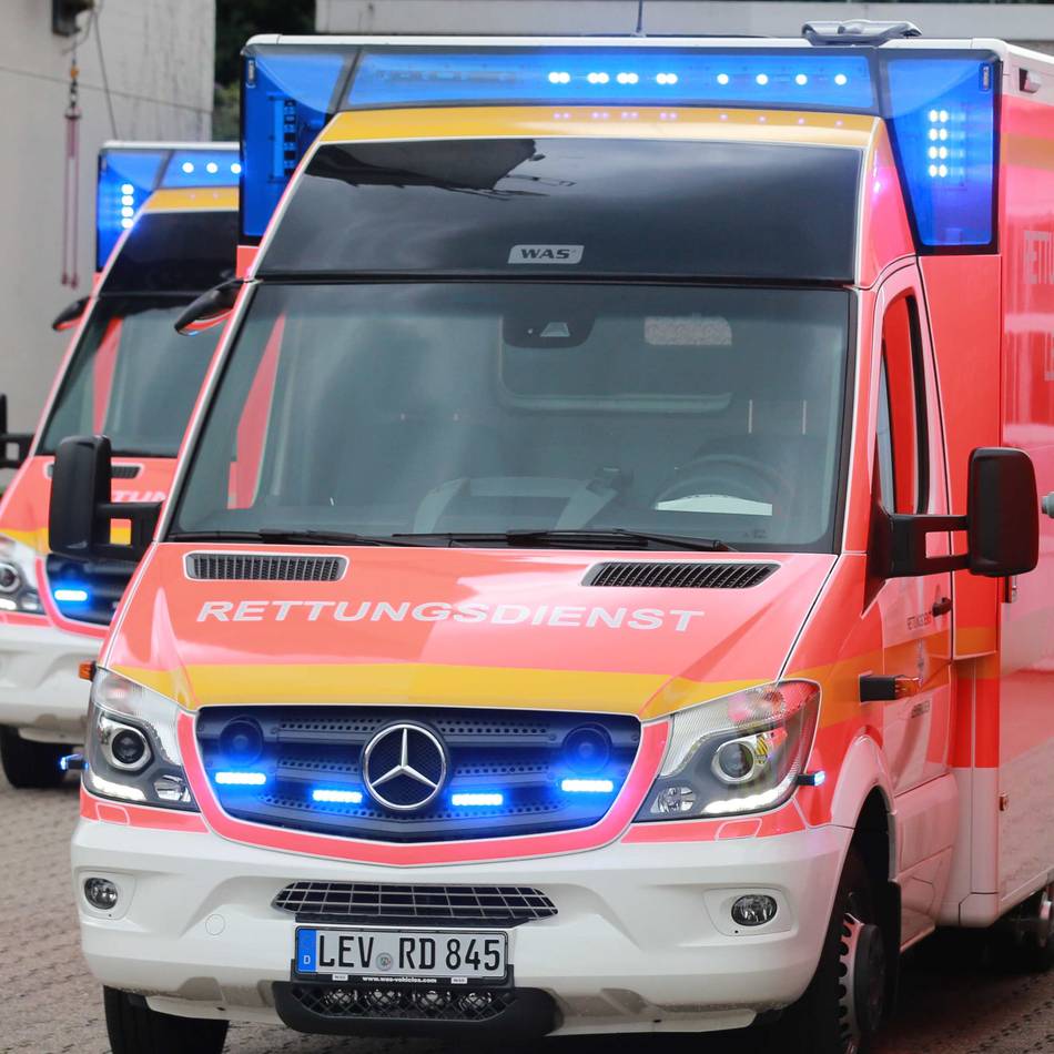 Streit mit Krankenkassen zu Kostenübernahme: Rettungsdienst Leverkusen: Finanzierungslücke von zehn Mio. Euro droht