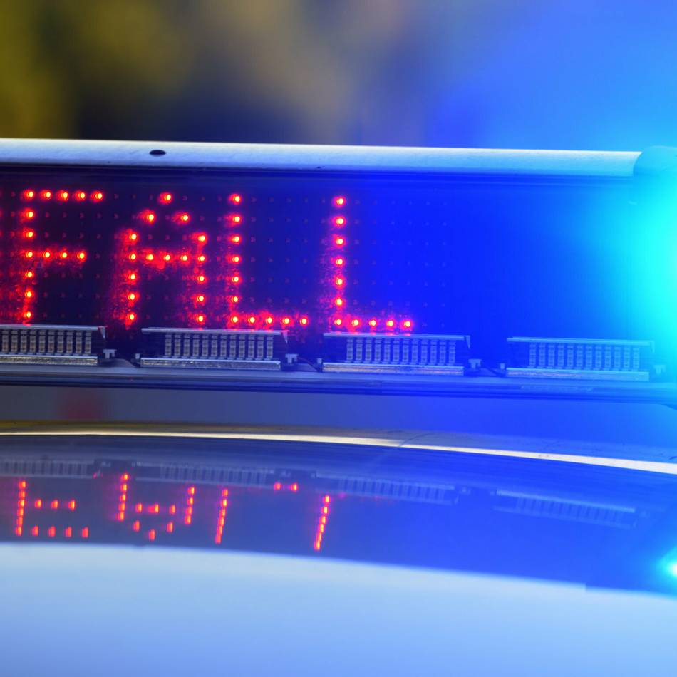 Sekundenschlaf war Ursache für Unfall in Anrath: Mit Auto in den Gegenverkehr geraten